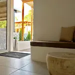 Bed & Breakfast Aellia & Leros 3*