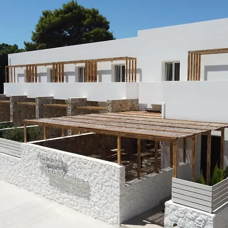 Aellia & Leros Bed & Breakfast 3*