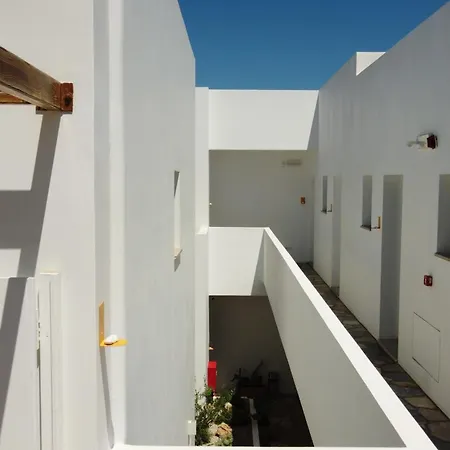 Aellia Hotel&suites Leros Bed and breakfast 3*