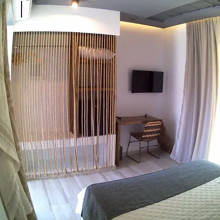 Aellia Hotel&suites Leros 3*