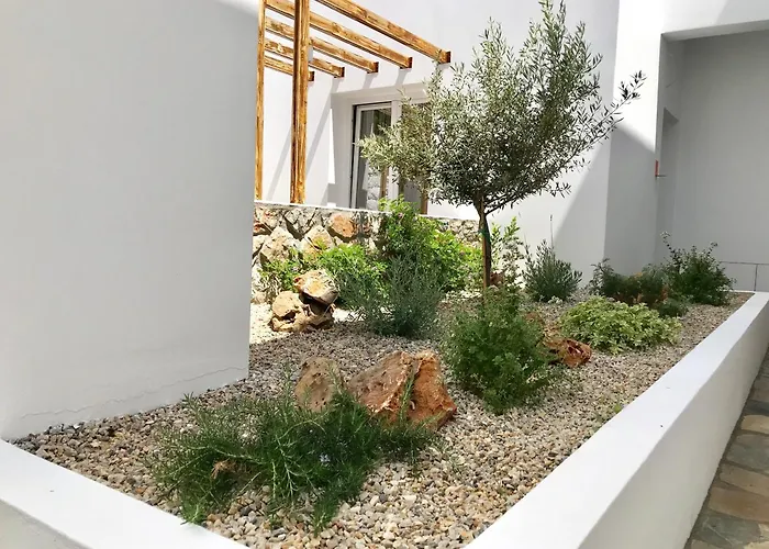 Aellia & Leros Bed & Breakfast 3*